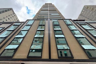 Apartamento &agrave; venda - 159m&sup2; - Meia Praia