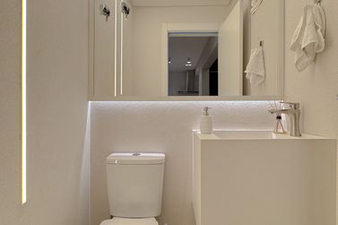 Apartamento &agrave; venda - 124m&sup2; - Meia Praia