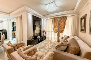 Apartamento &agrave; venda - 1589m&sup2; - meia praia