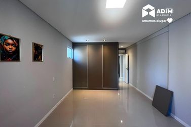 Apartamento para alugar - 120m&sup2; - Centro