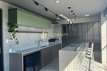 Apartamento &agrave; venda - 128m&sup2; - Meia Praia