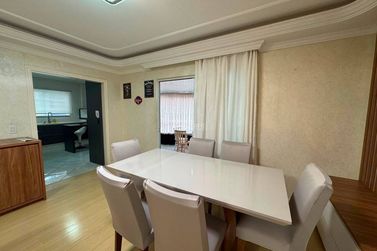 Apartamento &agrave; venda - 213m&sup2; - Meia Praia