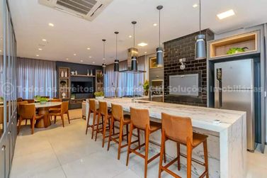 Apartamento para alugar - 135m&sup2; - Meia Praia