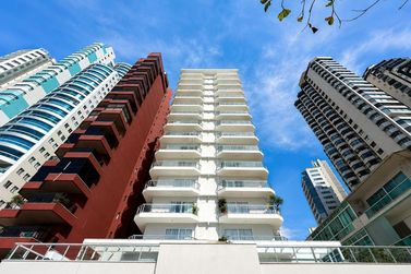Apartamento &agrave; venda - 260m&sup2; - Centro
