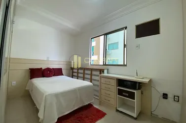 Apartamento &agrave; venda - 117m&sup2; - Meia Praia