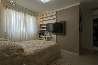 Apartamento &agrave; venda - 138m&sup2; - Centro