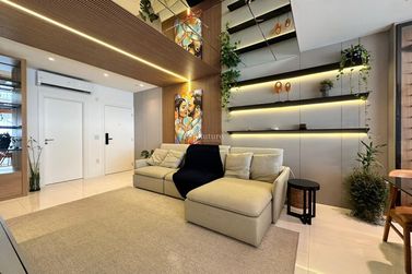 Apartamento &agrave; venda - 160m&sup2; - Centro