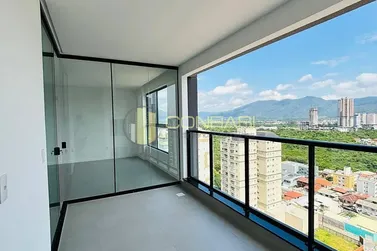 Apartamento &agrave; venda - 116m&sup2; - Meia Praia