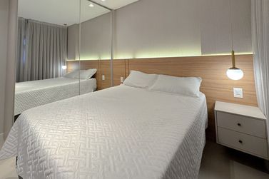 Apartamento &agrave; venda - 124m&sup2; - Meia Praia