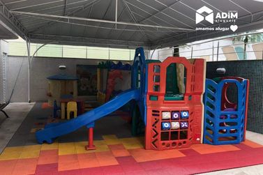Apartamento para alugar - 140m&sup2; - Centro