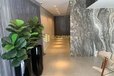 Apartamento para alugar - 125m&sup2; - Meia Praia