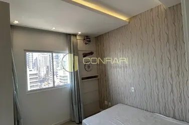Apartamento &agrave; venda - 260m&sup2; - Meia Praia