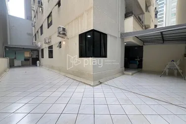 Apartamento &agrave; venda - 110m&sup2; - Meia Praia