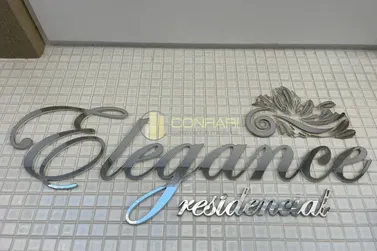 Apartamento &agrave; venda - 160m&sup2; - Meia Praia