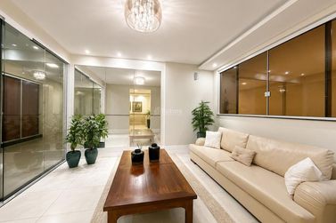 Apartamento &agrave; venda - 130m&sup2; - Centro