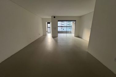 Apartamento &agrave; venda - 84m&sup2; - Bal. Perequ&ecirc;