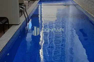 Apartamento &agrave; venda - 128m&sup2; - Meia Praia