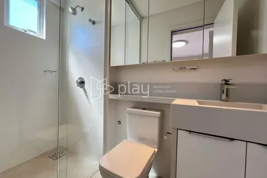 Apartamento &agrave; venda - 128m&sup2; - Meia Praia