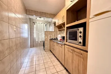 Apartamento &agrave; venda - 77m&sup2; - Meia Praia