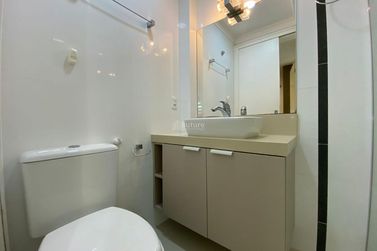 Apartamento &agrave; venda - 72m&sup2; - Quatro Ilhas
