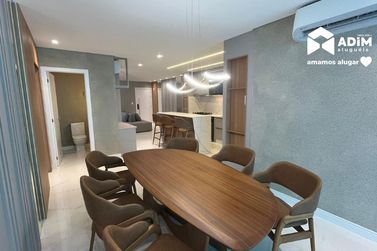 Apartamento para alugar - 160m&sup2; - Meia Praia