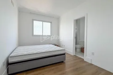 Apartamento &agrave; venda - 160m&sup2; - Meia Praia