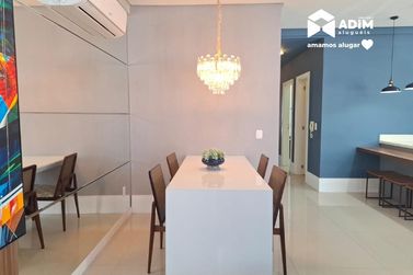 Apartamento para alugar - 125m&sup2; - Meia Praia
