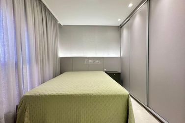 Apartamento &agrave; venda - 119m&sup2; - Meia Praia