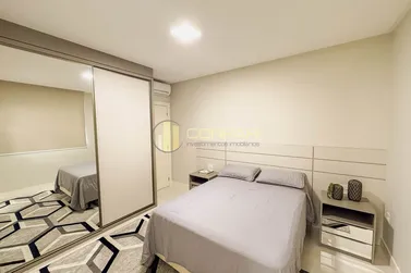 Apartamento &agrave; venda - 185m&sup2; - MEIA PRAIA