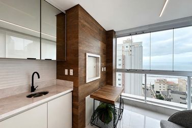 Apartamento &agrave; venda - 145m&sup2; - Meia Praia