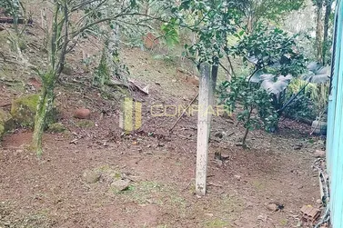 Ch&aacute;cara &agrave; venda - 130m&sup2; - Moura