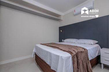Apartamento para alugar - 216m&sup2; - Centro