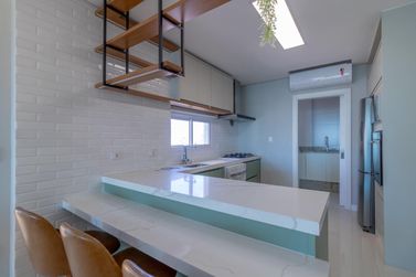 Apartamento &agrave; venda - 148m&sup2; - Meia Praia
