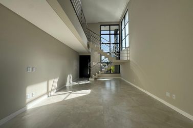 Apartamento &agrave; venda - 305m&sup2; - Santa Regina