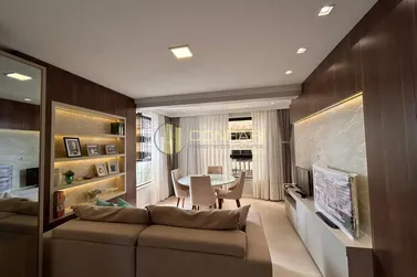 Apartamento &agrave; venda - 76m&sup2; - Pereque