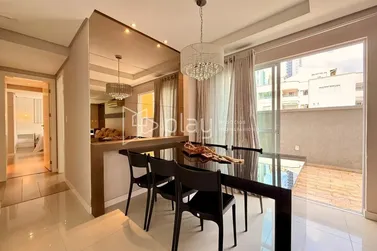 Apartamento &agrave; venda - 85m&sup2; - Meia Praia