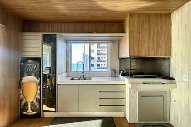 Apartamento &agrave; venda - 415m&sup2; - Meia Praia