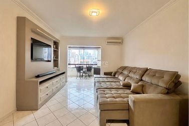 Apartamento &agrave; venda - 120m&sup2; - Andorinha