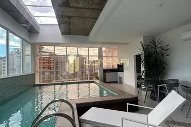 Apartamento para alugar - 132m&sup2; - Meia praia