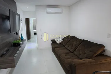 Apartamento &agrave; venda - 130m&sup2; - Meia Praia