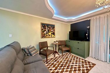 Apartamento &agrave; venda - 107m&sup2; - Meia Praia