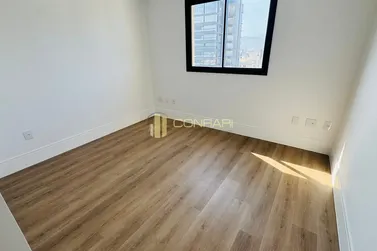Apartamento &agrave; venda - 185m&sup2; - Meia Praia