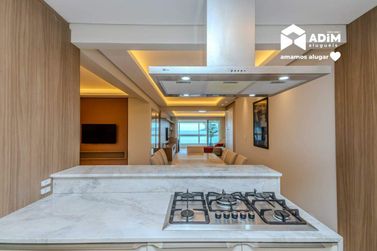Apartamento para alugar - 216m&sup2; - Centro