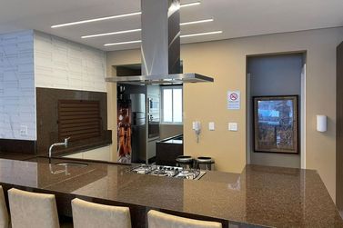 Apartamento &agrave; venda - 228m&sup2; - Meia Praia