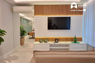 Apartamento para alugar - 132m&sup2; - Meia Praia