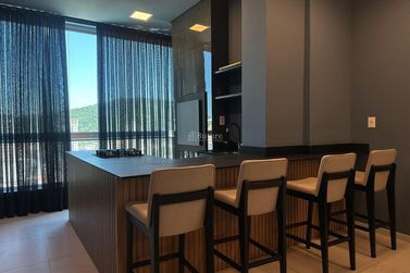 Apartamento &agrave; venda - 115m&sup2; - Centro