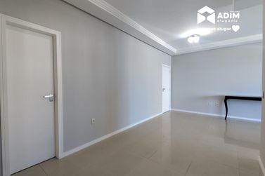 Apartamento para alugar - 104m&sup2; - Centro