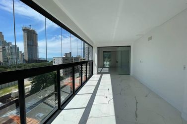 Apartamento &agrave; venda - Meia Praia