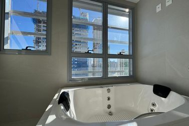 Apartamento &agrave; venda - 171m&sup2; - Centro