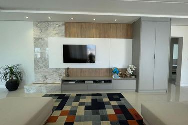 Apartamento &agrave; venda - 228m&sup2; - Meia Praia
